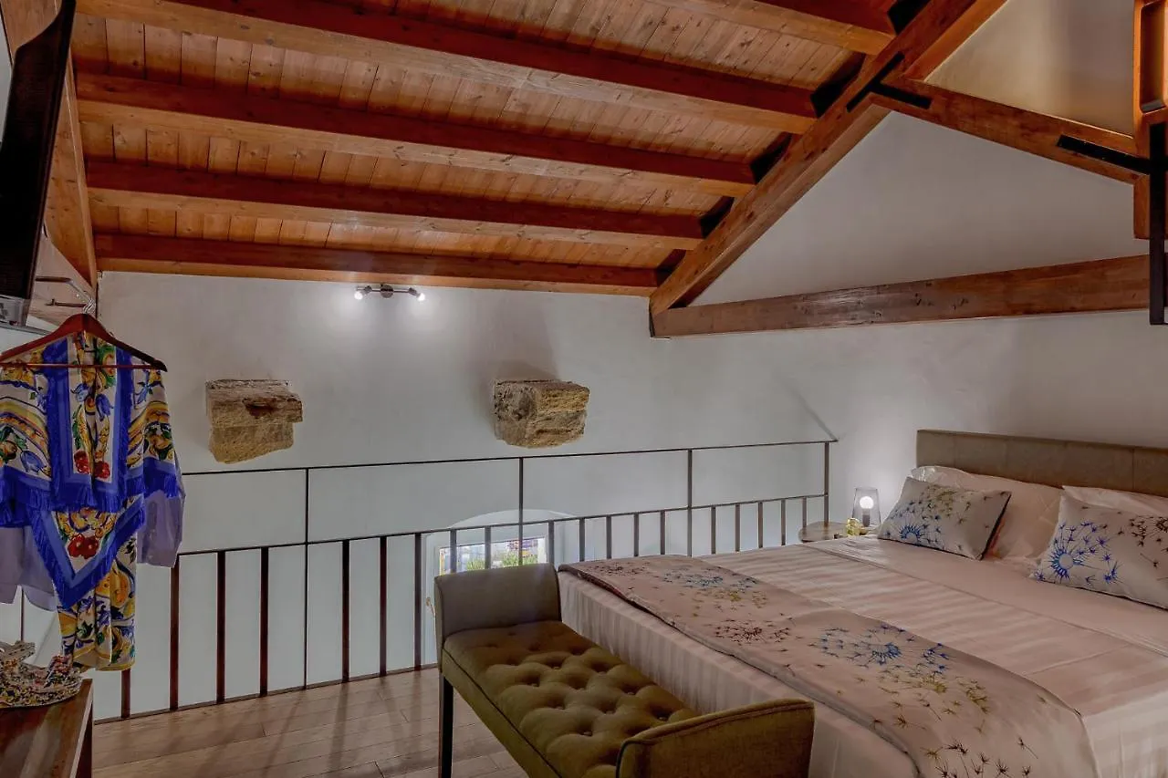 Le Maestranze Deluxe Rooms Sciacca Hotel