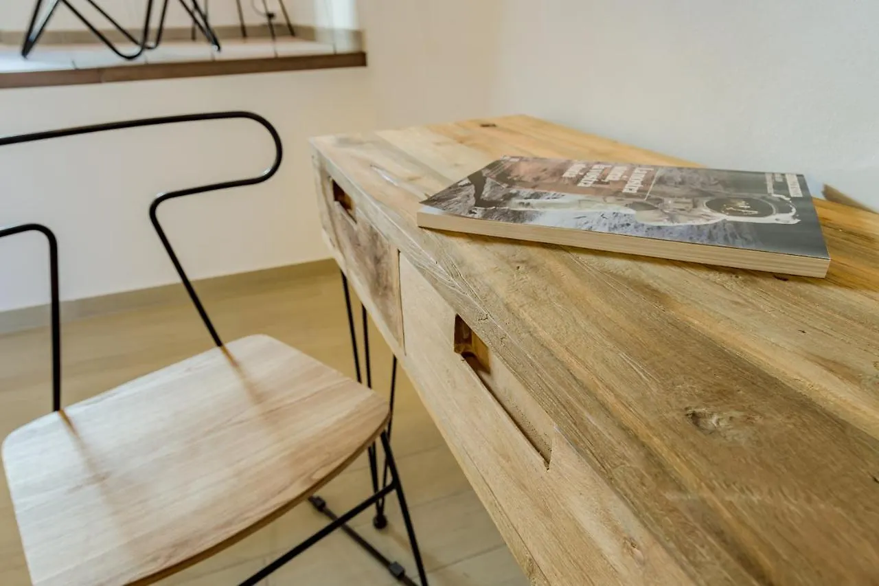 Le Maestranze Deluxe Rooms Sciacca 3*,