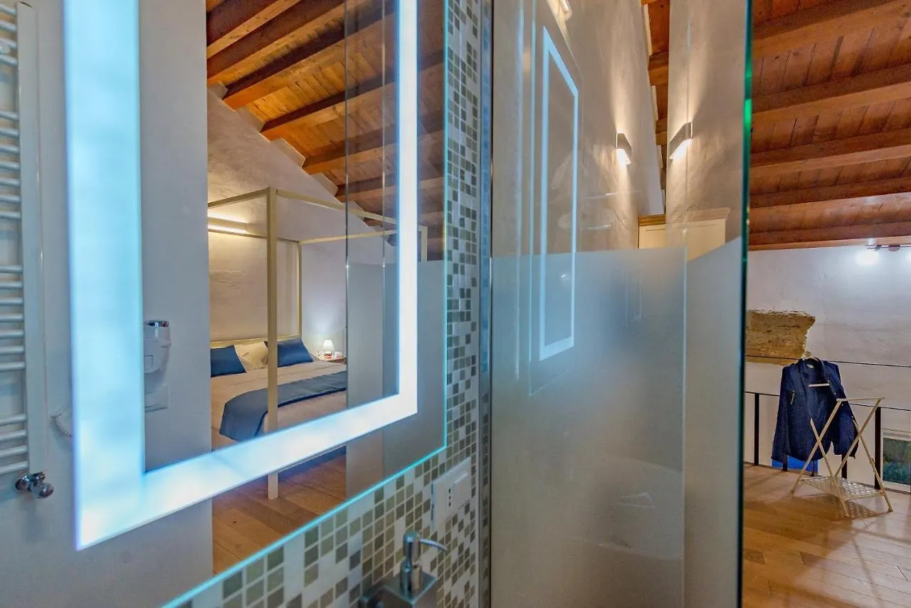 Le Maestranze Deluxe Rooms Sciacca 3*,  Italien