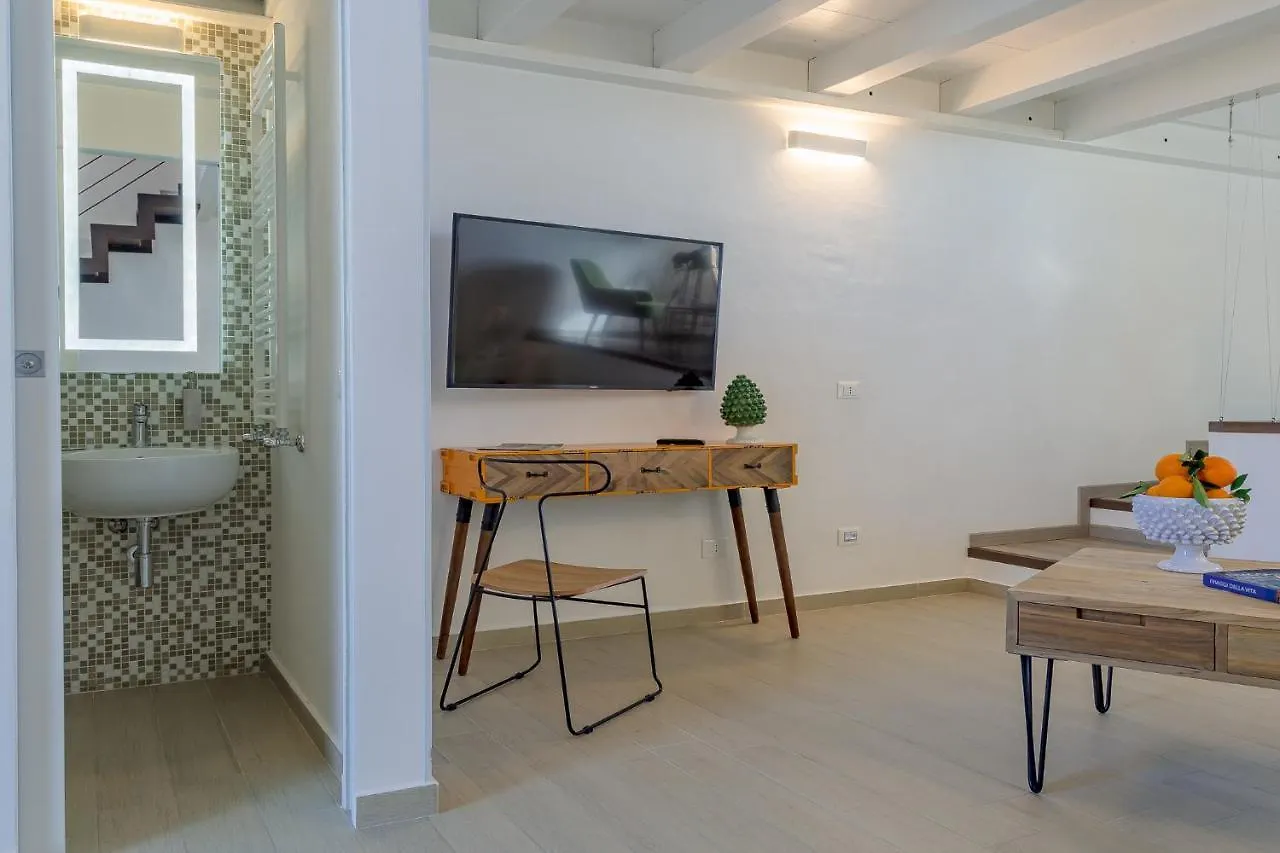 Le Maestranze Deluxe Rooms شاكا إيطاليا