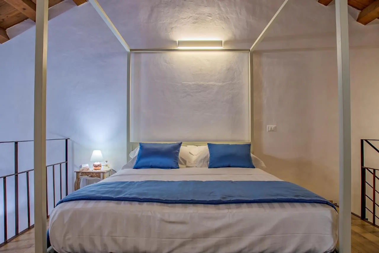 Le Maestranze Deluxe Rooms شاكا