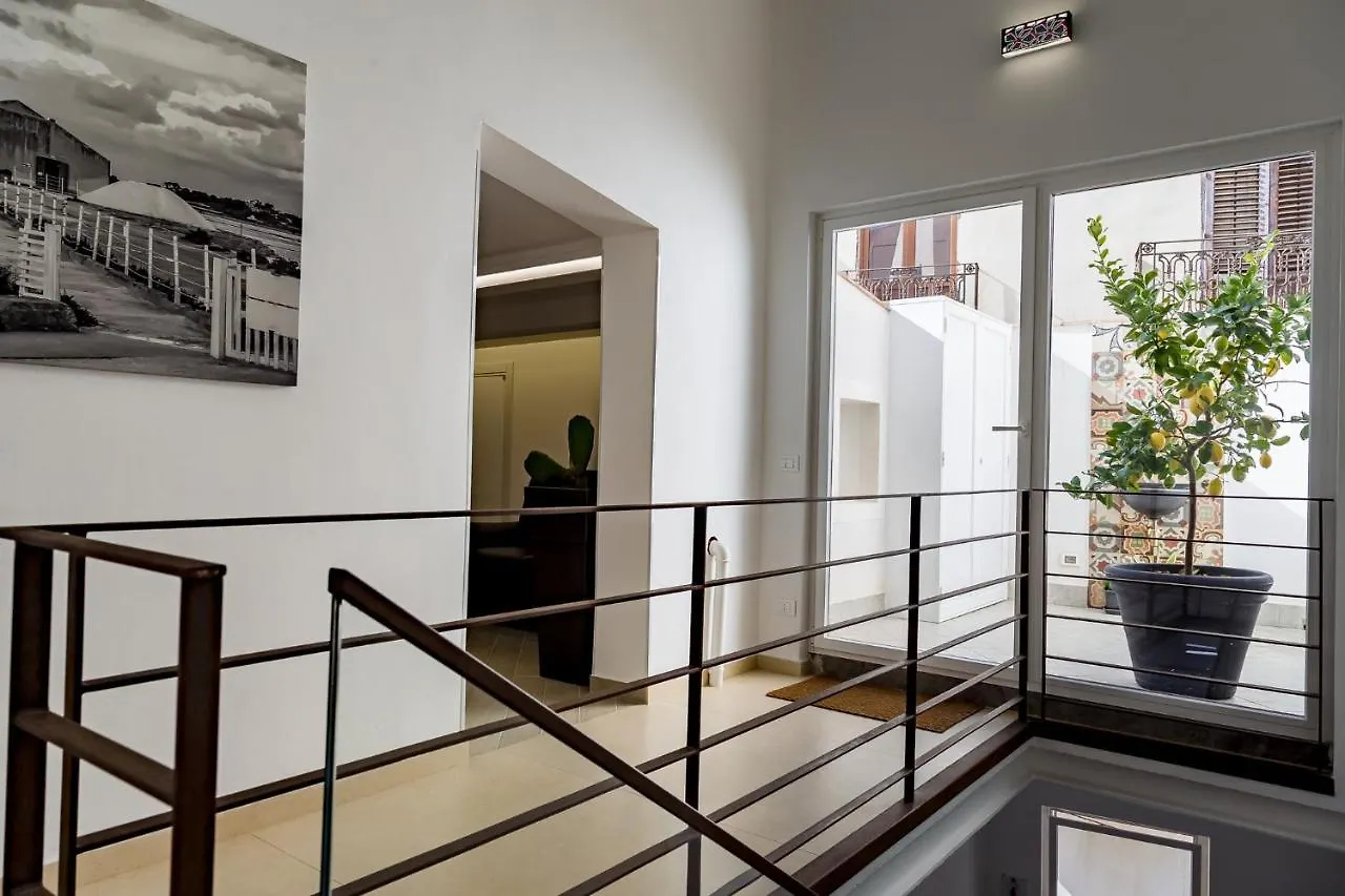 Le Maestranze Deluxe Rooms شاكا فندق
